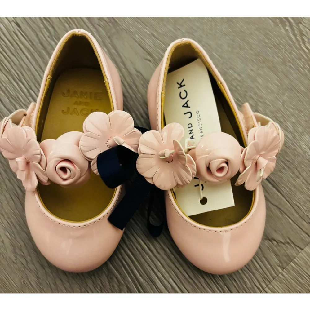 Janie and Jack Rosette Ballet Flat Dress Shoes Size 4 Pink